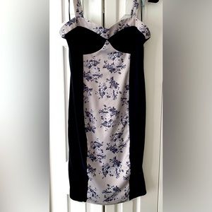 Beautiful bodycon dress with flower detail panels. XL,purchased from ModCloth.
